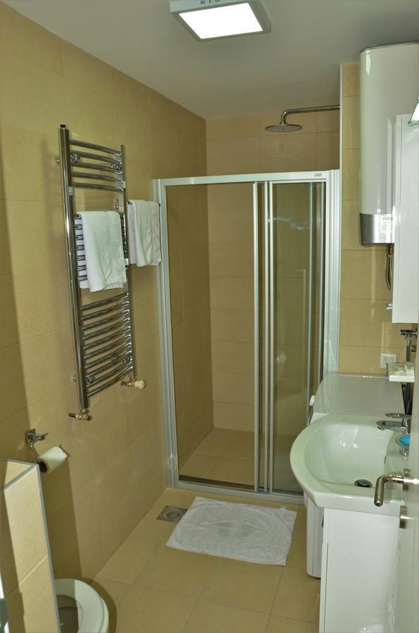 Apartman Centar Tas Belgrad Exteriör bild